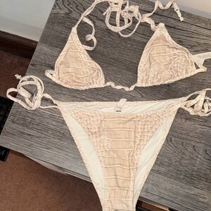 SKIMS Cream Textured Bikini Set